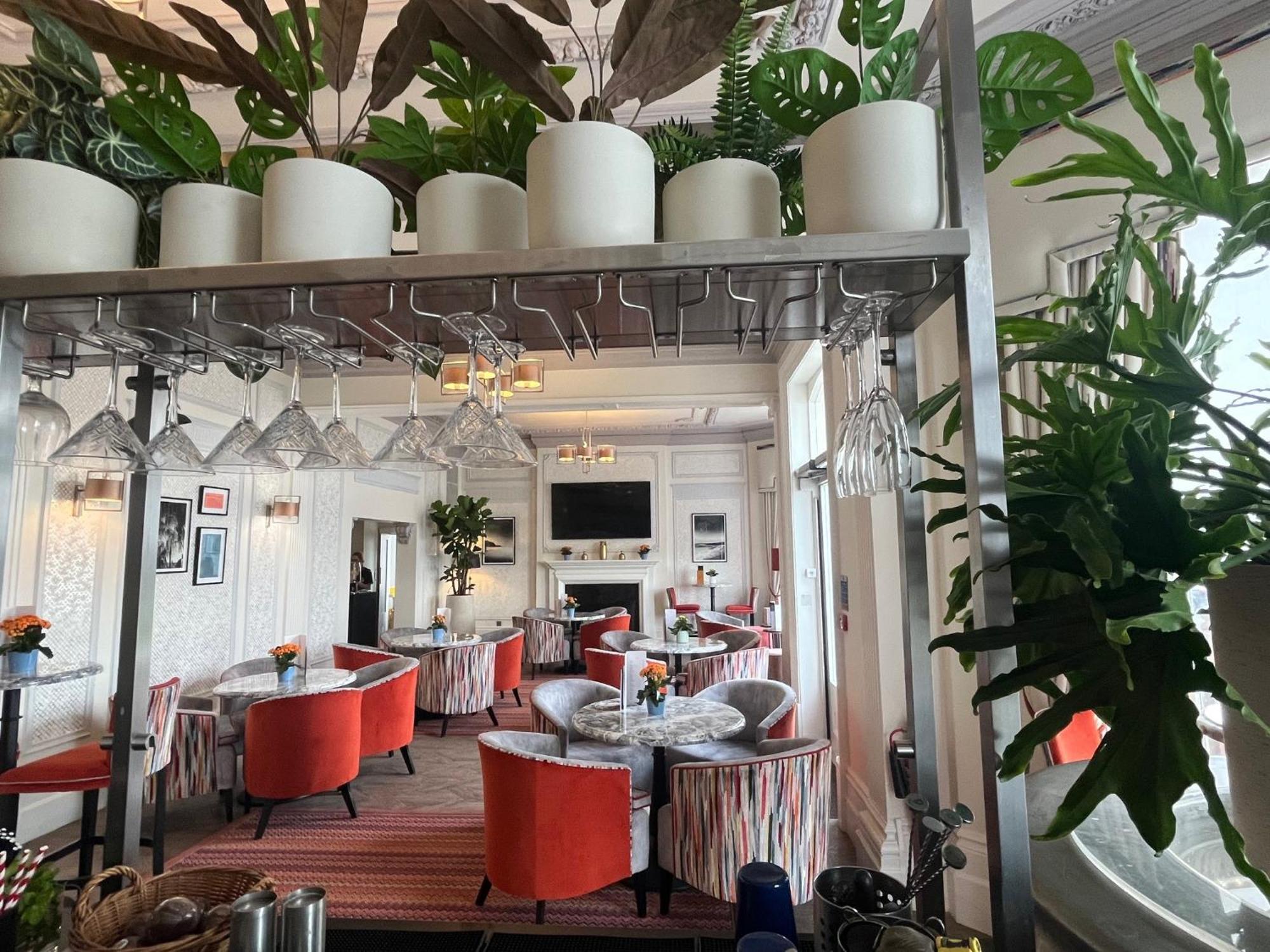 Hotel Voco The Clifton Folkestone By Ihg Extérieur photo
