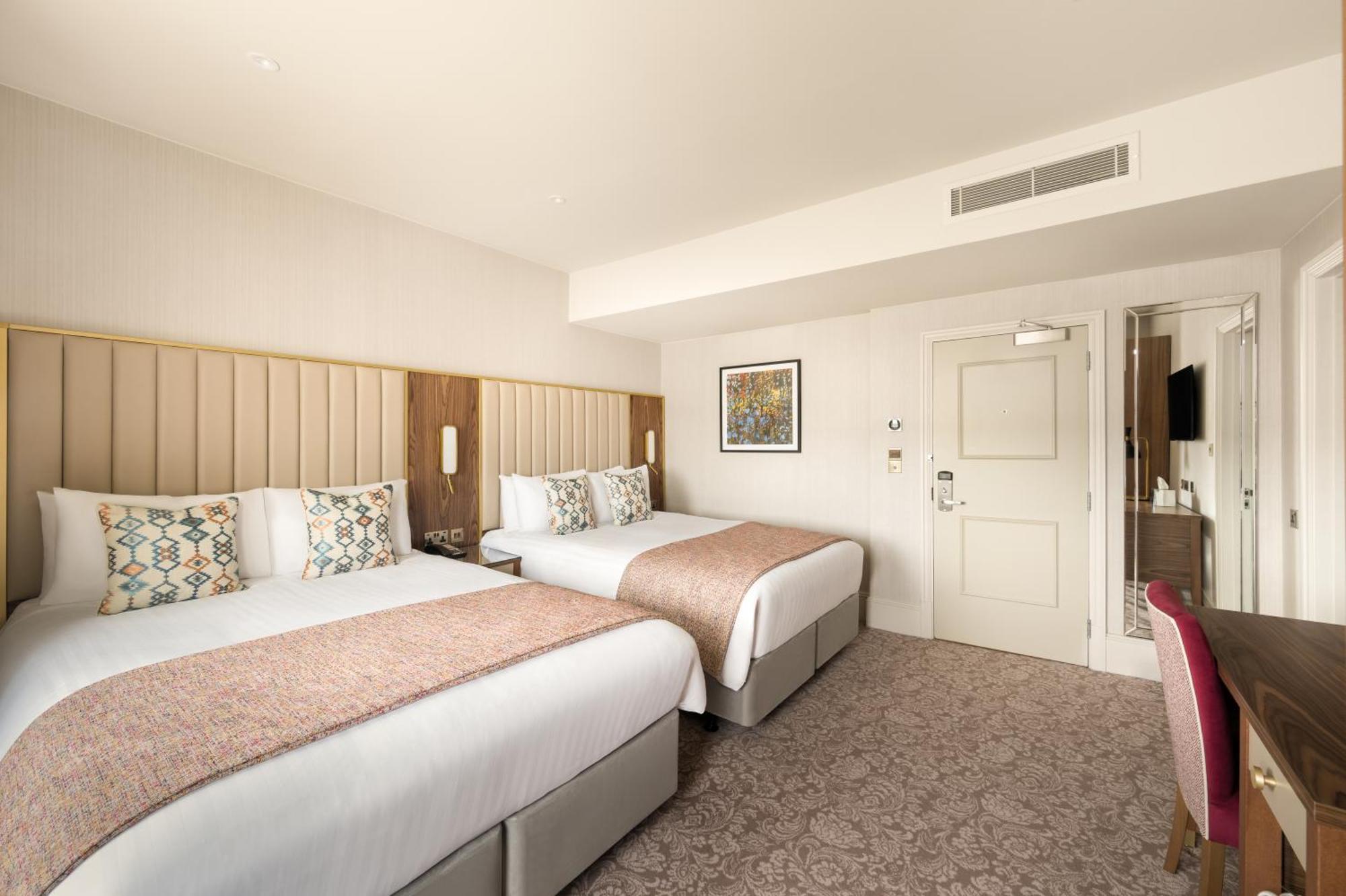 Hotel Voco The Clifton Folkestone By Ihg Extérieur photo