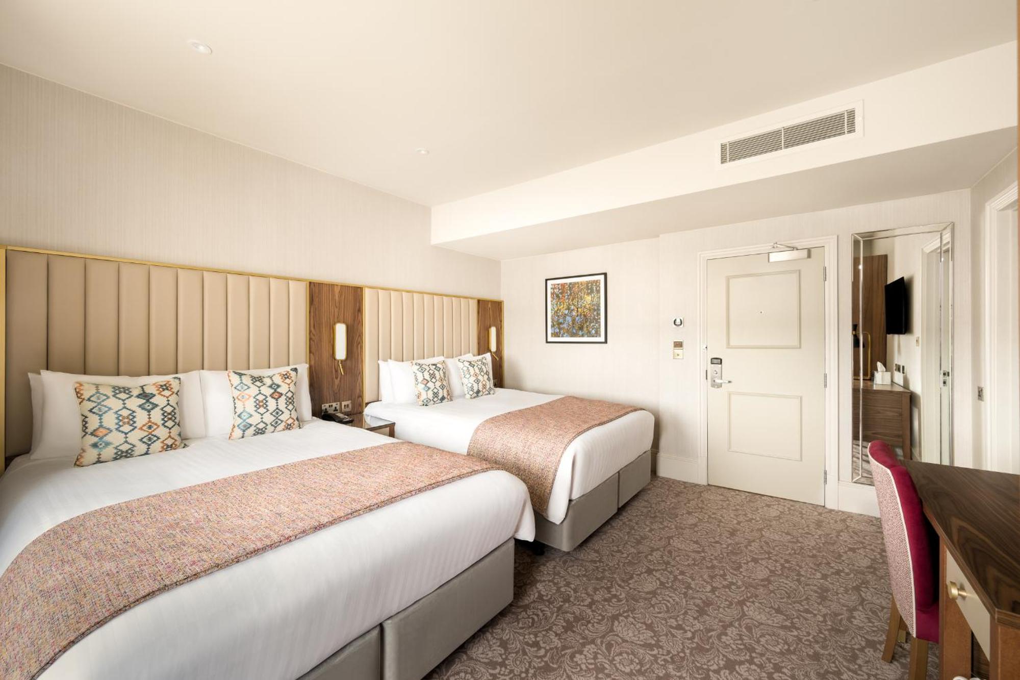 Hotel Voco The Clifton Folkestone By Ihg Extérieur photo