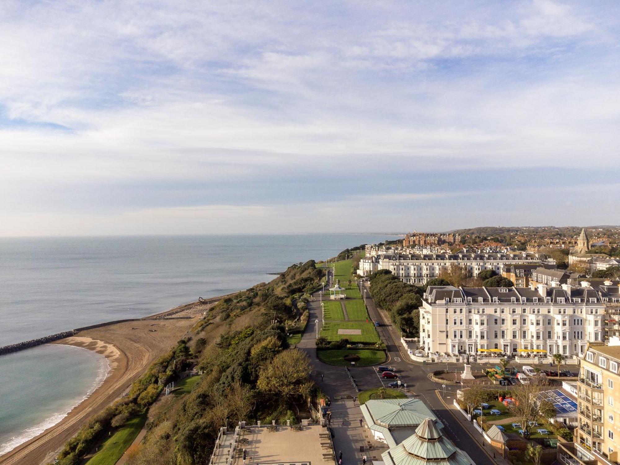 Hotel Voco The Clifton Folkestone By Ihg Extérieur photo